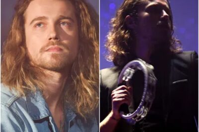 Julien Doré artiste au grand cœur : “Suffisait de demander”, le chanteur répond à la demande inattendue d’un admirateur-TB