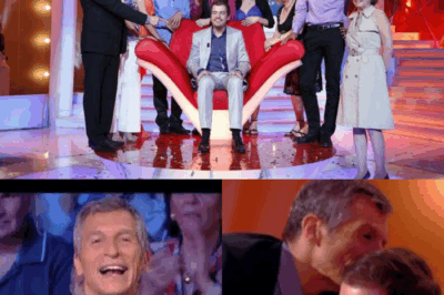 “Ils sont venus, ils ont joué, ils ont vibré : depuis 2006, des milliers de candidats ont tenté leur chance sur le plateau de ‘Tout le monde veut prendre sa place’. À l’occasion de la 2000ème, découvrez les anecdotes jamais diffusées, les champions inoubliables et les instants de pure émotion. Une célébration pleine de tendresse et de clins d’œil complices à l’histoire du jeu. 𝗔𝗽𝗽𝘂𝘆𝗲𝘇 𝘀𝘂𝗿 𝗹𝗲 𝗹𝗶𝗲𝗻 𝗽𝗼𝘂𝗿 𝘃𝗼𝘂𝘀 𝗽𝗹𝗼𝗻𝗴𝗲𝗿 𝗱𝗮𝗻𝘀 𝘂𝗻𝗲 𝗺𝗲́𝗺𝗼𝗶𝗿𝗲 𝗰𝗼𝗹𝗹𝗲𝗰𝘁𝗶𝘃𝗲 𝗲́𝗺𝗼𝘂𝘃𝗮𝗻𝘁𝗲.”