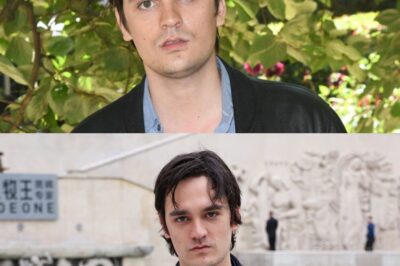 Alain-Fabien Delon ne s’appelle plus comme ça et ce discret changement dit tout du fond de sa pensée